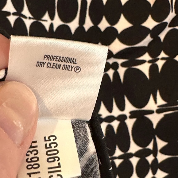 Calvin Klein Black and White Patterned Tank Top - Picture 4 of 4